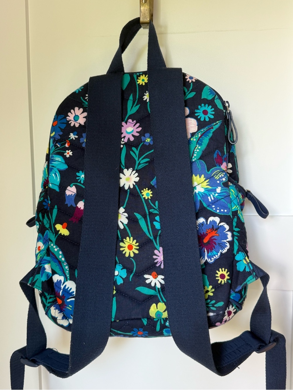 Vera Bradley Essential Laptop Backpack Mural Garden Quilted Floral Travel - Picture 4 of 12